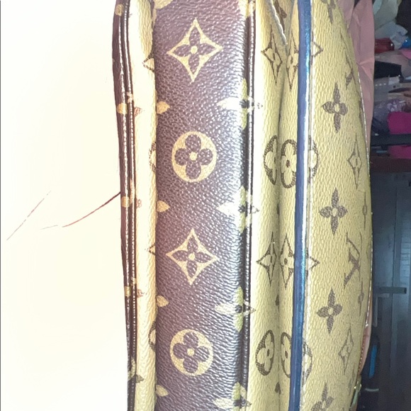 Louis Vuitton Pochette Metis Reverse Monogram Canvas Bag - Picture 6 of 12